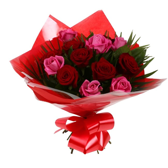 12 Blush Roses Bouquet – Happy Days Factory